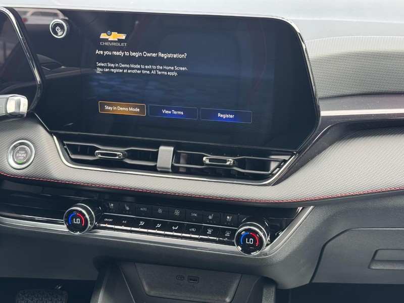 Chevrolet Equinox Vehicle Image 08