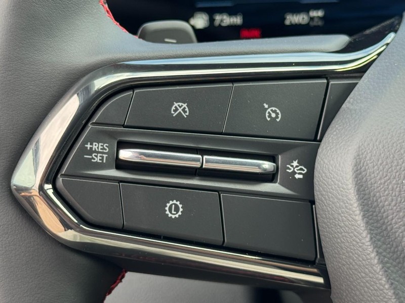 Chevrolet Equinox Vehicle Image 11