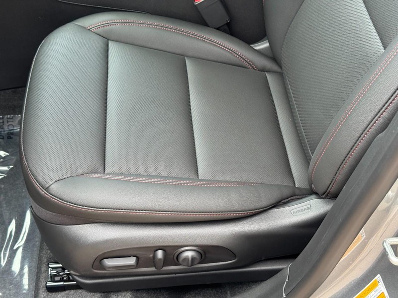 Chevrolet Trax Vehicle Image 14