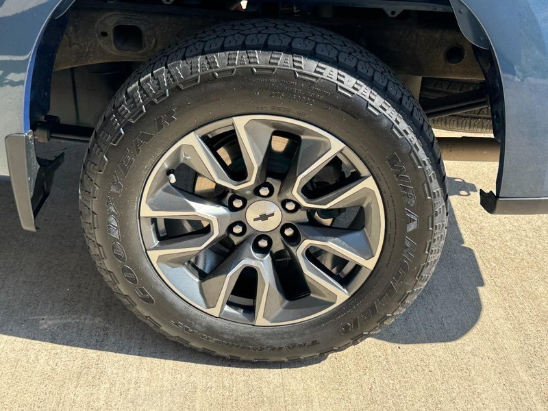 Chevrolet Silverado 1500 Vehicle Full-screen Gallery Image 07