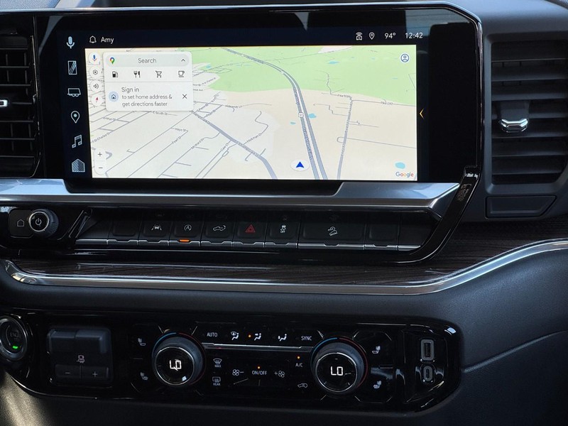 Chevrolet Silverado 1500 Vehicle Full-screen Gallery Image 13