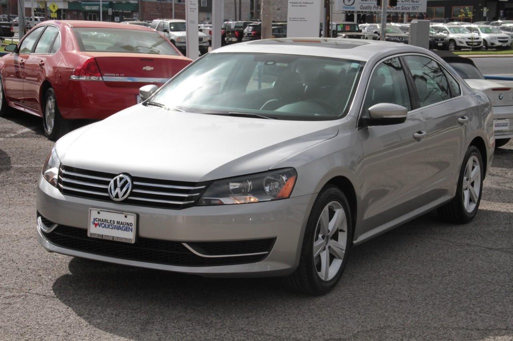 Hyundai Tucson Vehicle Full-screen Gallery Image 14