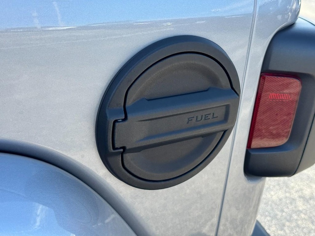 Jeep Wrangler Vehicle Full-screen Gallery Image 09