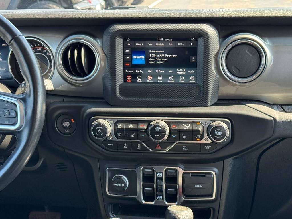 Jeep Wrangler Vehicle Full-screen Gallery Image 15