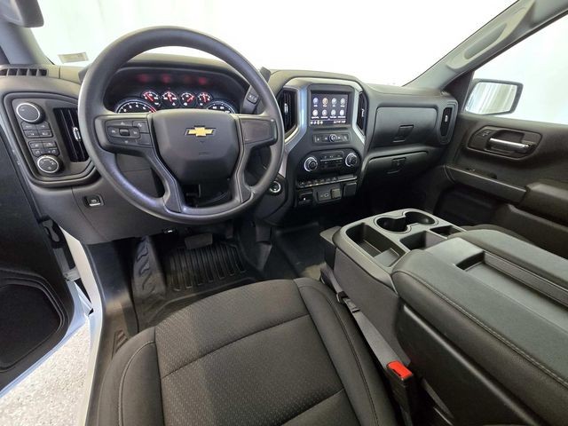 Chevrolet Silverado 1500 Vehicle Full-screen Gallery Image 06