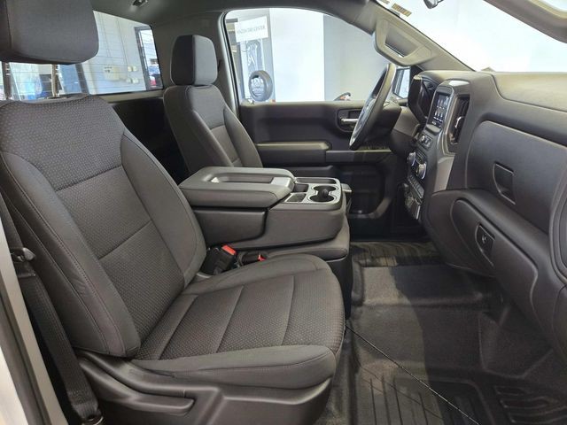 Chevrolet Silverado 1500 Vehicle Full-screen Gallery Image 09