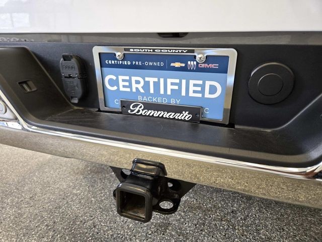 Chevrolet Silverado 1500 Vehicle Full-screen Gallery Image 11