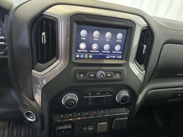 Chevrolet Silverado 1500 Vehicle Full-screen Gallery Image 19