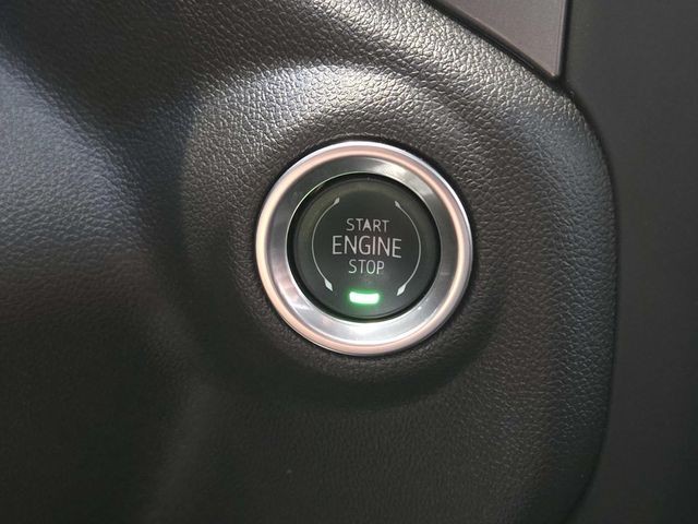 Chevrolet Silverado 1500 Vehicle Full-screen Gallery Image 24