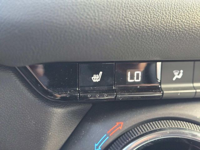 Chevrolet Blazer Vehicle Full-screen Gallery Image 24