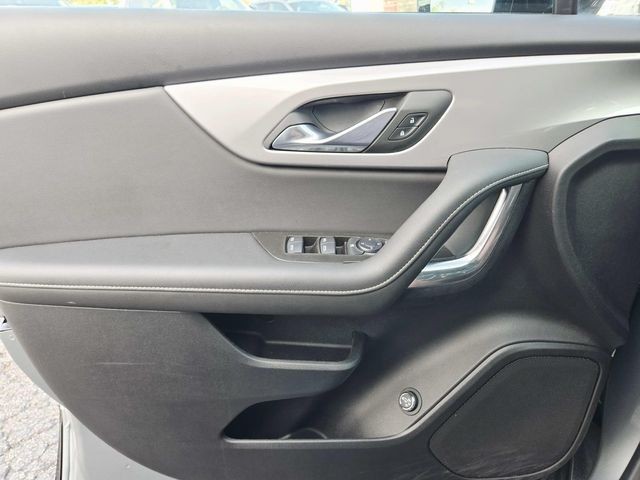 Chevrolet Blazer Vehicle Full-screen Gallery Image 30