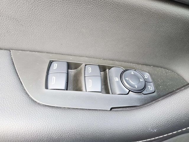 Chevrolet Blazer Vehicle Full-screen Gallery Image 31