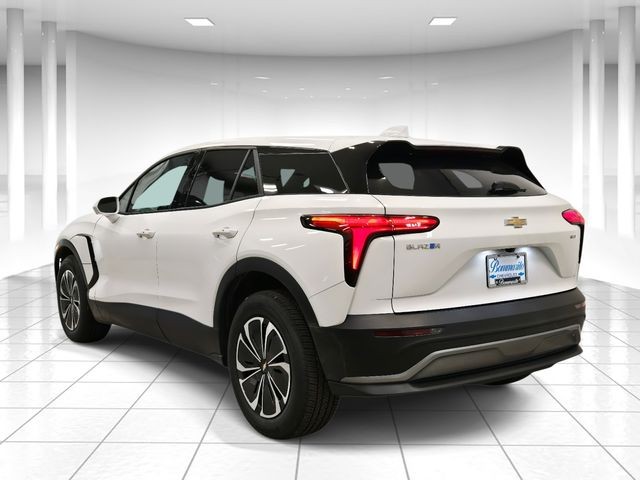Chevrolet Blazer EV Vehicle Full-screen Gallery Image 03