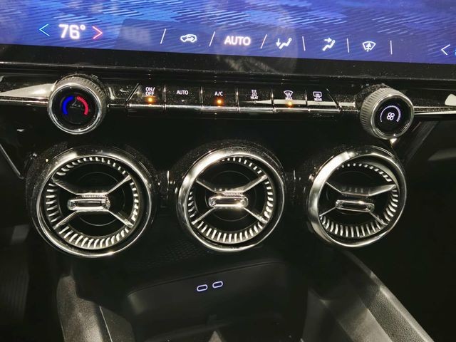 Chevrolet Blazer EV Vehicle Full-screen Gallery Image 23