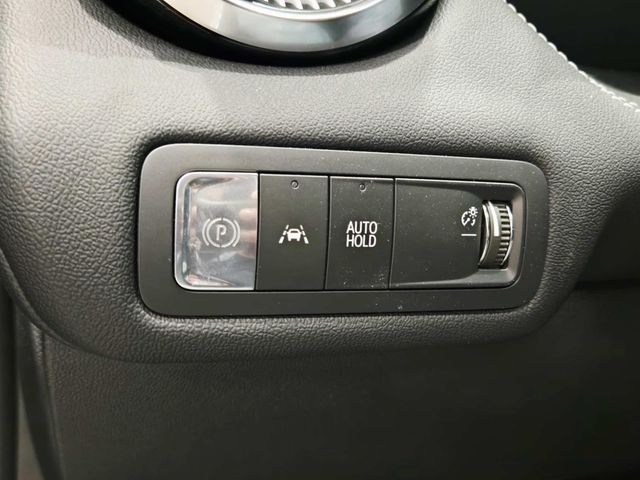 Chevrolet Blazer EV Vehicle Full-screen Gallery Image 25