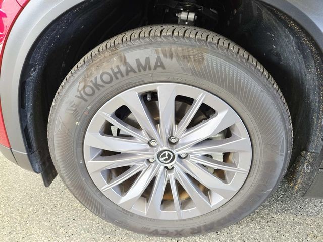 Mazda CX-90 Vehicle Full-screen Gallery Image 17