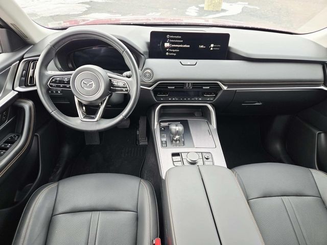 Mazda CX-90 PHEV Vehicle Full-screen Gallery Image 07