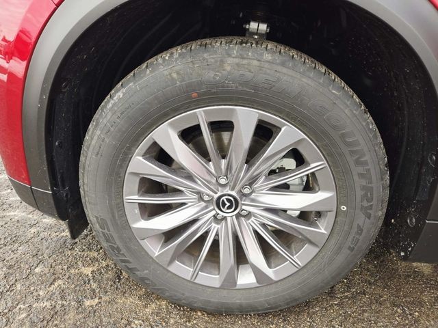 Mazda CX-90 PHEV Vehicle Full-screen Gallery Image 17