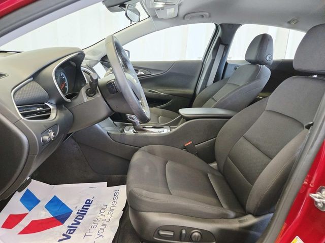 Chevrolet Malibu Vehicle Full-screen Gallery Image 08