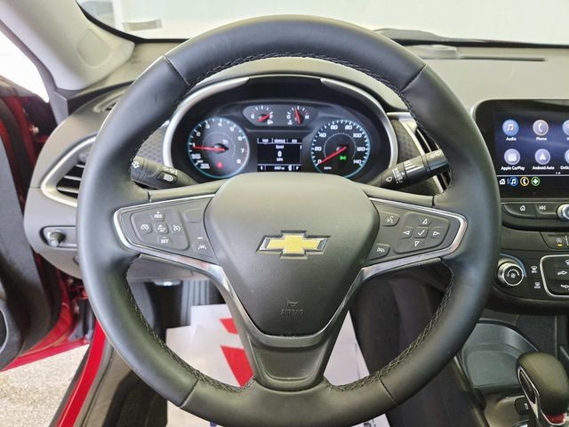 Chevrolet Malibu Vehicle Full-screen Gallery Image 15