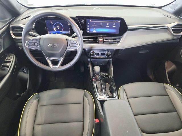 Chevrolet Trailblazer Vehicle Full-screen Gallery Image 06