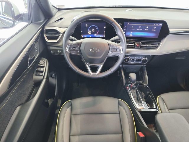 Chevrolet Trailblazer Vehicle Full-screen Gallery Image 08