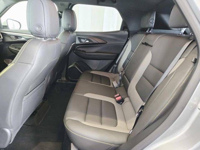 Chevrolet Trailblazer Vehicle Full-screen Gallery Image 10