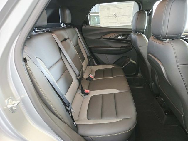 Chevrolet Trailblazer Vehicle Full-screen Gallery Image 12