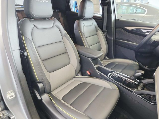 Chevrolet Trailblazer Vehicle Full-screen Gallery Image 13