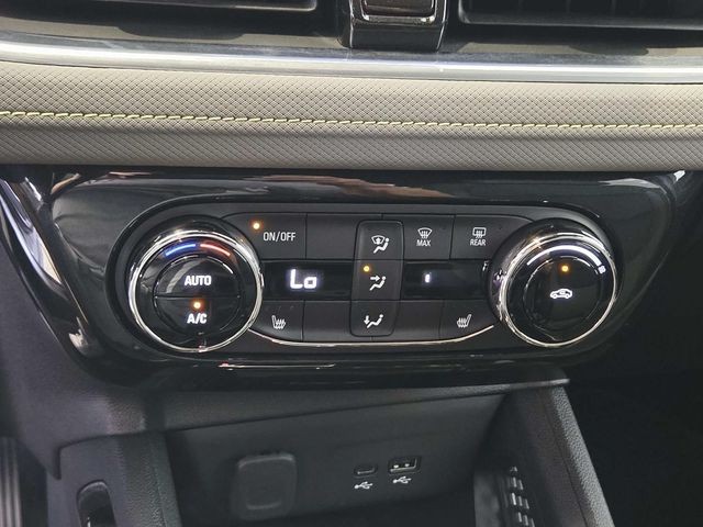 Chevrolet Trailblazer Vehicle Full-screen Gallery Image 23