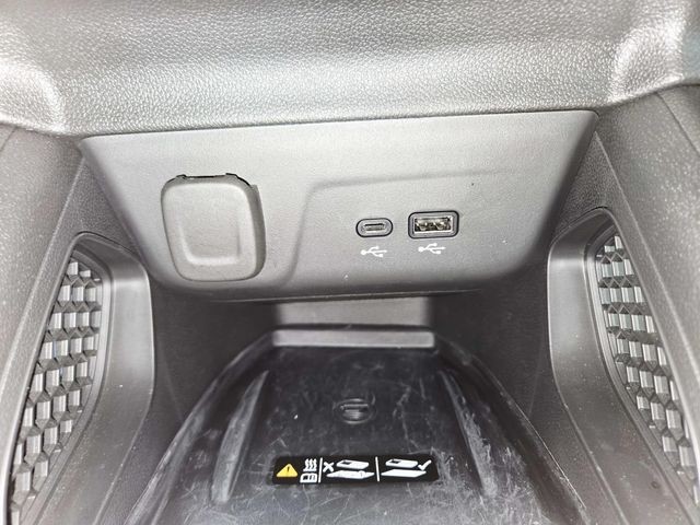 Chevrolet Trailblazer Vehicle Full-screen Gallery Image 26