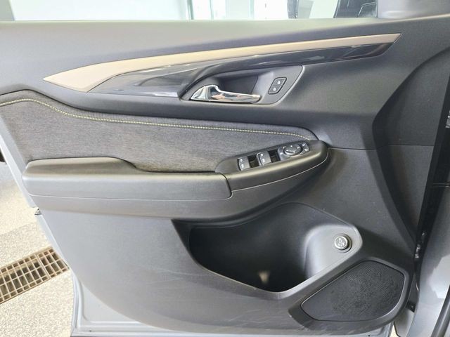 Chevrolet Trailblazer Vehicle Full-screen Gallery Image 28