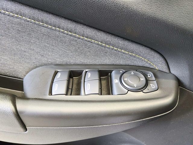 Chevrolet Trailblazer Vehicle Full-screen Gallery Image 29