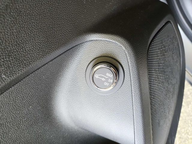 Chevrolet Trailblazer Vehicle Full-screen Gallery Image 30