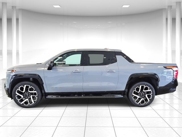 Chevrolet Silverado EV Vehicle Full-screen Gallery Image 02