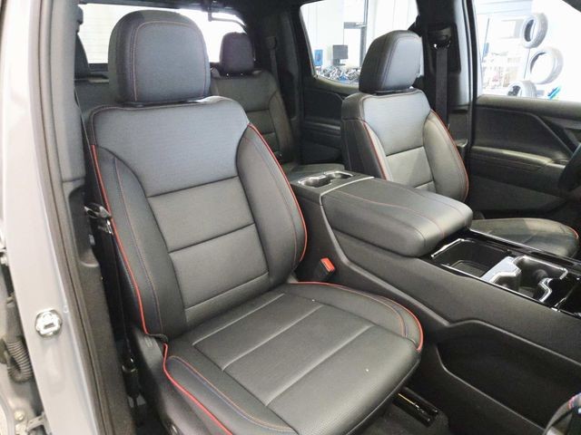 Chevrolet Silverado EV Vehicle Full-screen Gallery Image 17