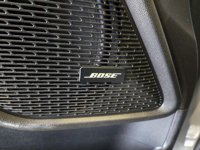 Chevrolet Silverado EV Vehicle Full-screen Gallery Image 37