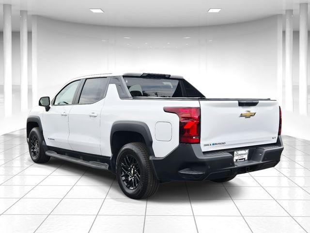 Chevrolet Silverado EV Vehicle Full-screen Gallery Image 03