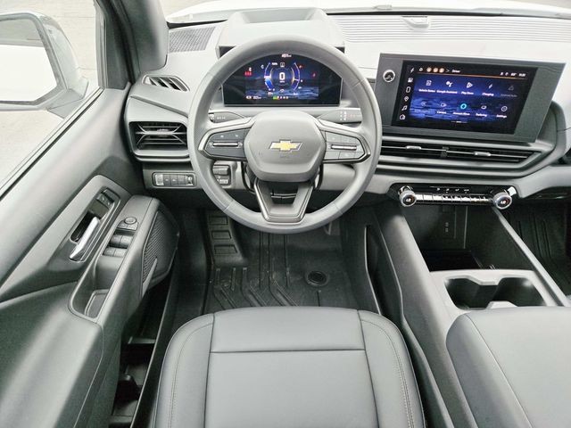 Chevrolet Silverado EV Vehicle Full-screen Gallery Image 07