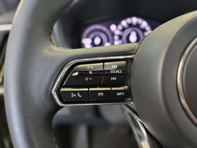 Mazda CX-70 PHEV Vehicle Full-screen Gallery Image 17