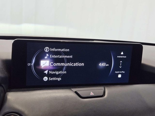 Mazda CX-70 PHEV Vehicle Full-screen Gallery Image 22