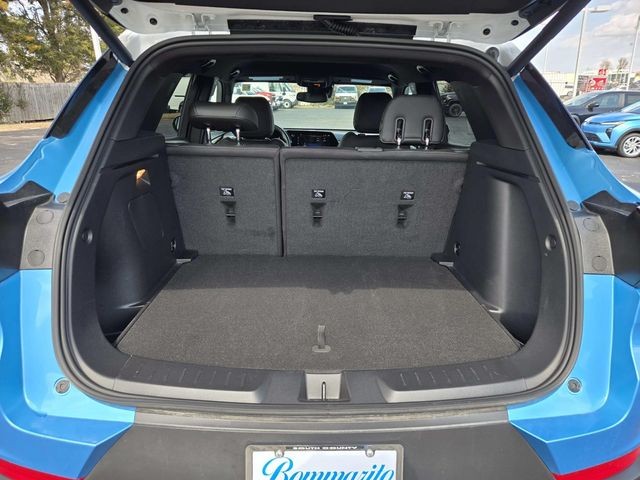 Chevrolet Trailblazer Vehicle Full-screen Gallery Image 10