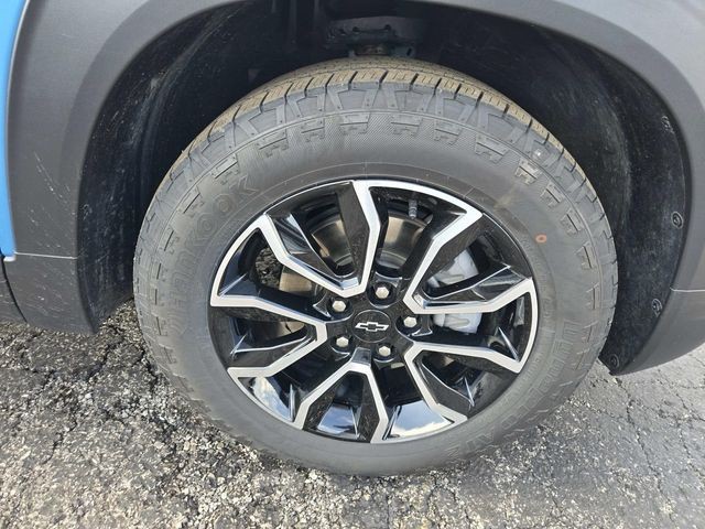 Chevrolet Trailblazer Vehicle Full-screen Gallery Image 13