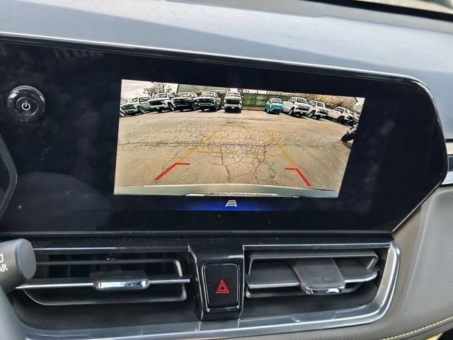 Chevrolet Trailblazer Vehicle Full-screen Gallery Image 19