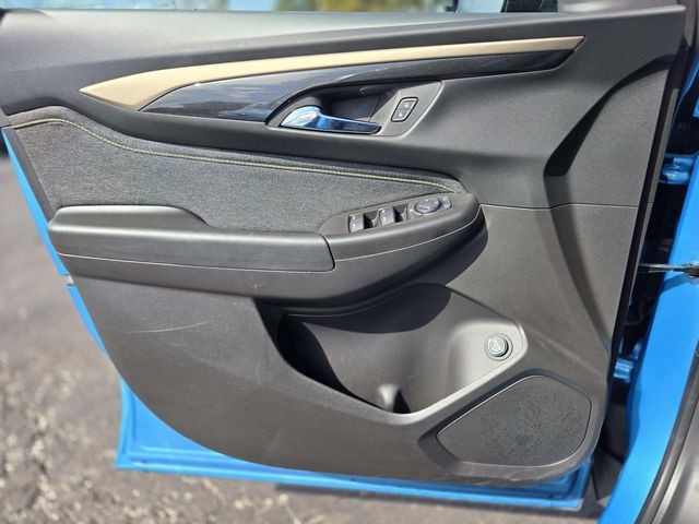 Chevrolet Trailblazer Vehicle Full-screen Gallery Image 24