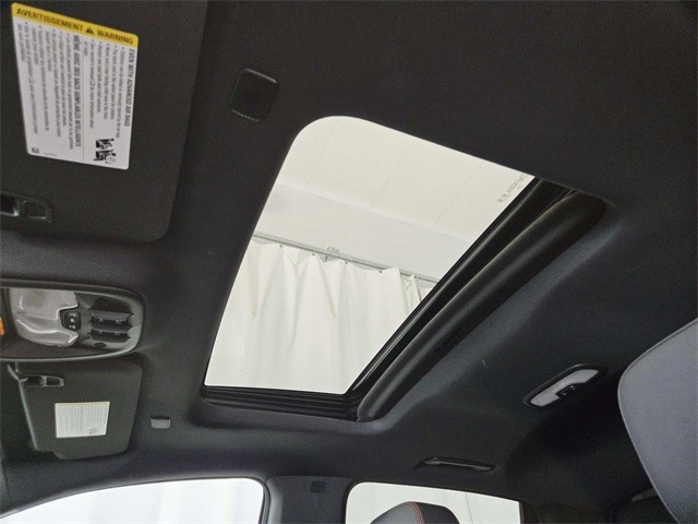 Chevrolet Colorado Vehicle Full-screen Gallery Image 06