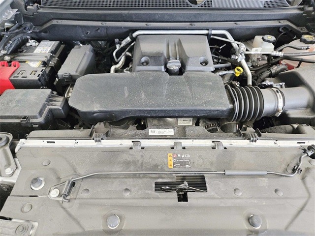 Chevrolet Colorado Vehicle Full-screen Gallery Image 17