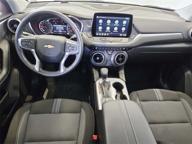 Chevrolet Blazer Vehicle Full-screen Gallery Image 06
