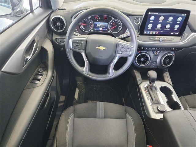 Chevrolet Blazer Vehicle Full-screen Gallery Image 07