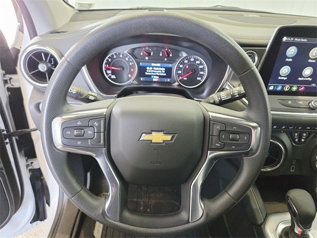 Chevrolet Blazer Vehicle Full-screen Gallery Image 16